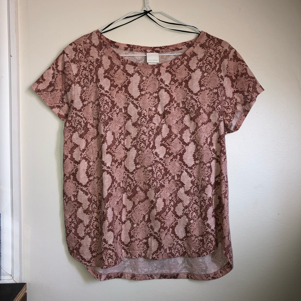 Snake print tee